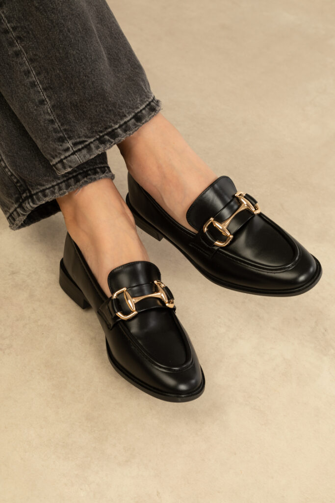 Bellucci Shoes Mocassins noir boucles